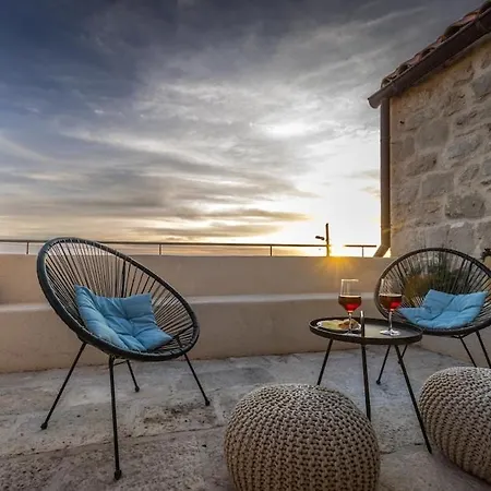 Dubrovnik Sunset-vacation House With Swimming Pool Vila *