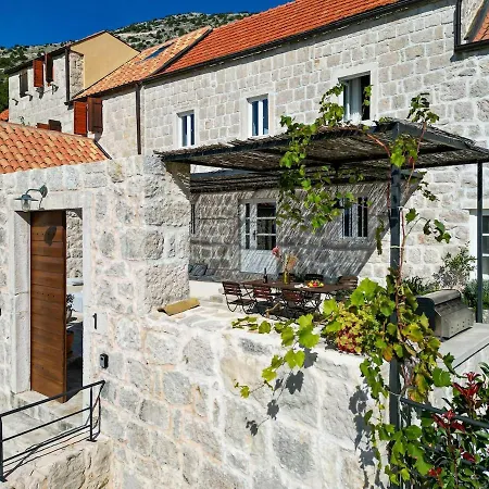 Dubrovnik Sunset-vacation House With Swimming Pool