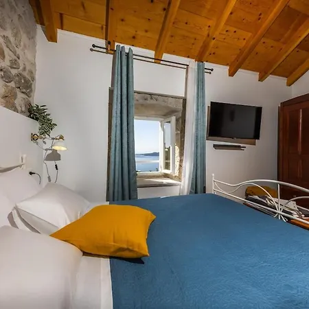 Villa Dubrovnik Sunset-vacation House With Swimming Pool