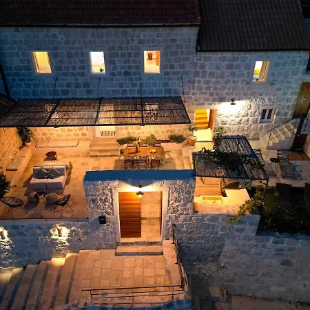 Dubrovnik Sunset-vacation House With Swimming Pool *