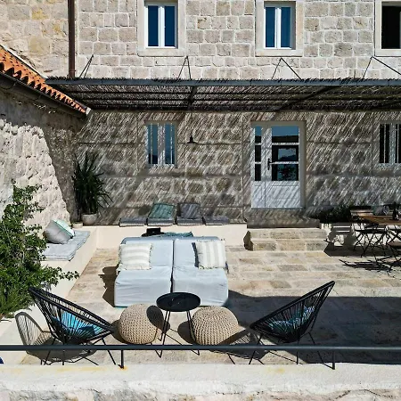 Villa Dubrovnik Sunset-vacation House With Swimming Pool Brsecine