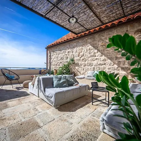Villa Dubrovnik Sunset-vacation House With Swimming Pool Brsečine