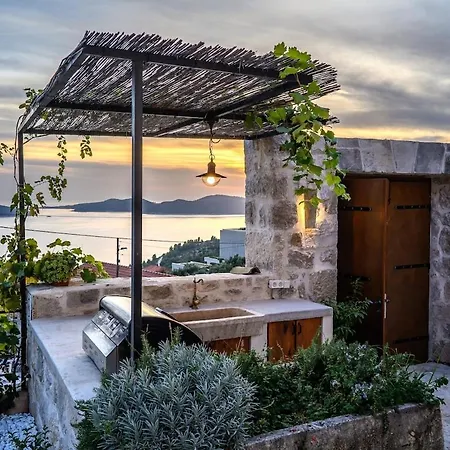 Dubrovnik Sunset-vacation House With Swimming Pool Villa *
