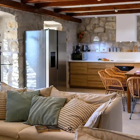 Dubrovnik Sunset-vacation House With Swimming Pool Villa Brsečine